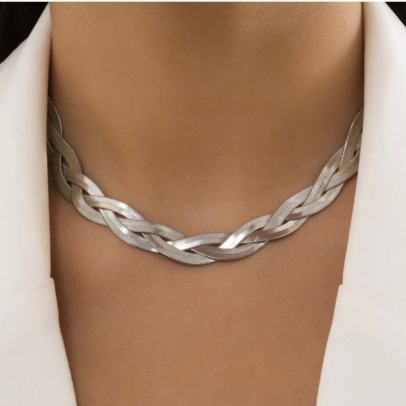 Jewelry - Braided, sterling silver, snake choker.